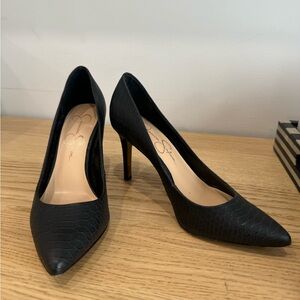Jessica Simpson Croc pump